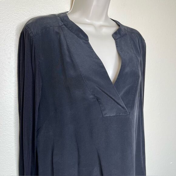 BCBGMaxAzria Black Silk Front Split Crossover Neck Long Sleeve Top Women Medium - Picture 2 of 10